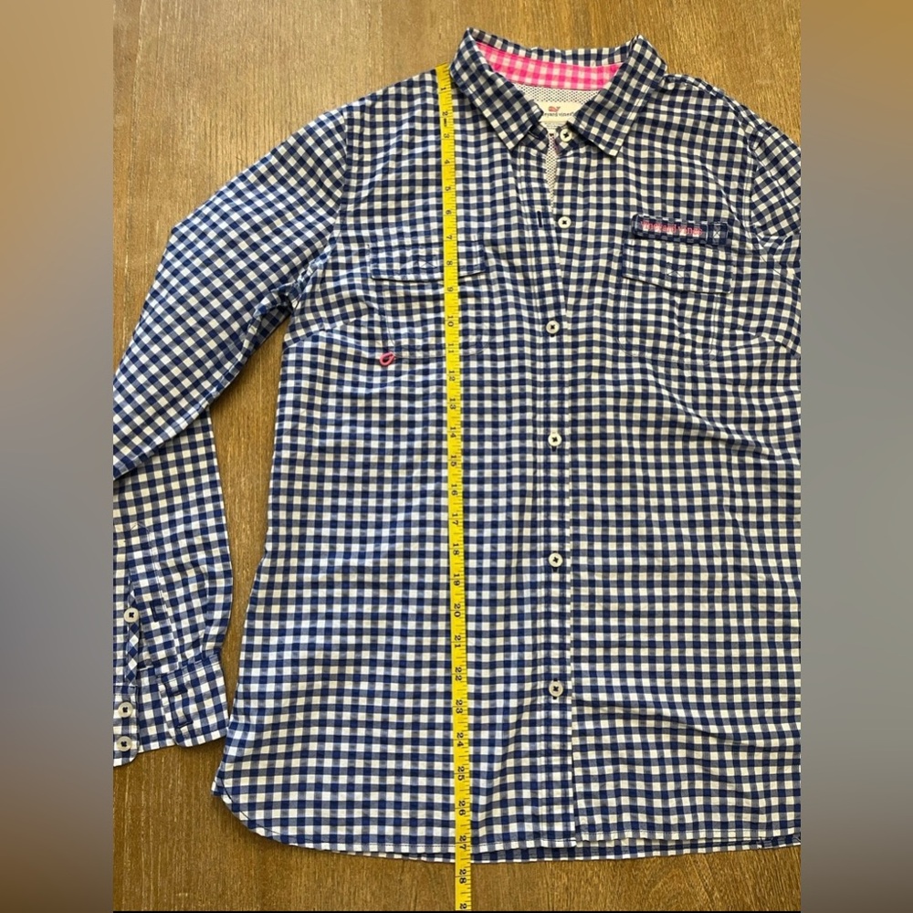 Vineyard Vines Women’s Outdoor Performance Long Sleeve Blue Gingham Button Down - Picture 11 of 12